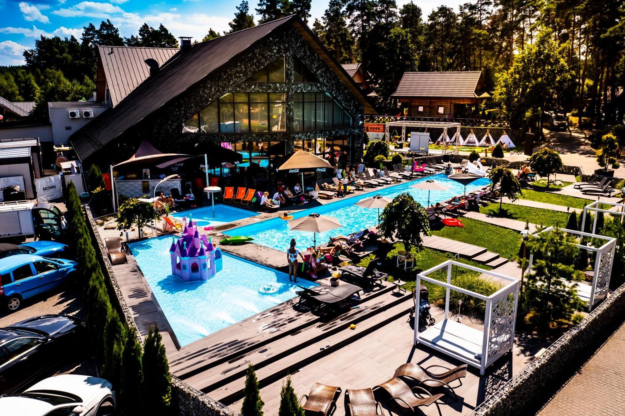 Hotel Bacowka Radawa & Spa 외부 사진